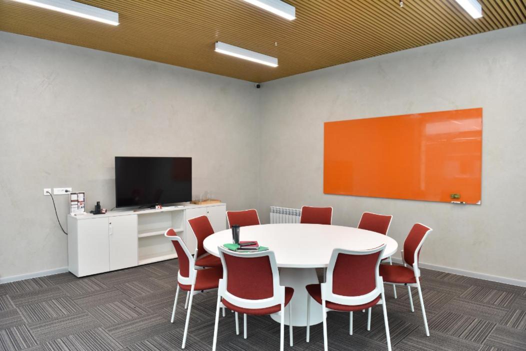 Отель Iq Coworking Астана Экстерьер фото
